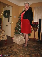 hot matures in pantyhose
